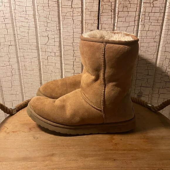UGG Classic Short II boots in chestnut Sheepskin Us 10 - Picture 2 of 5